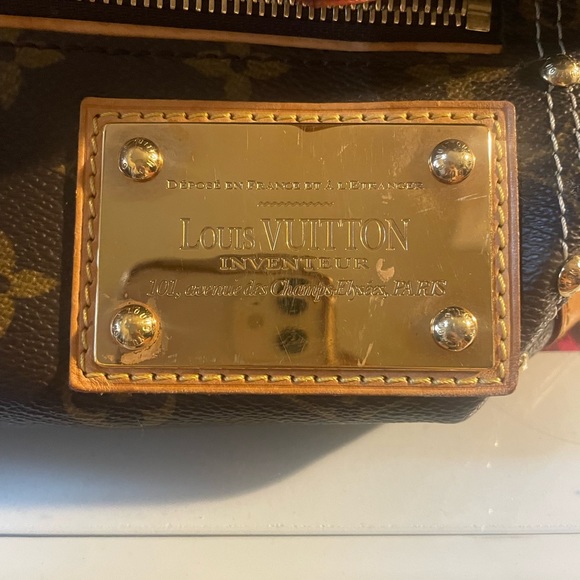 Louis Vuitton limited edition Riveting bag - Picture 6 of 10